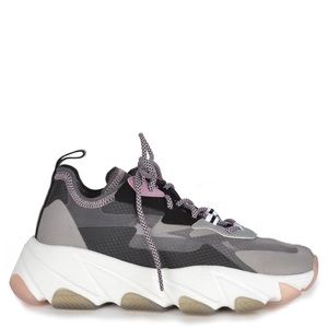 Ash Eclipse Trainers